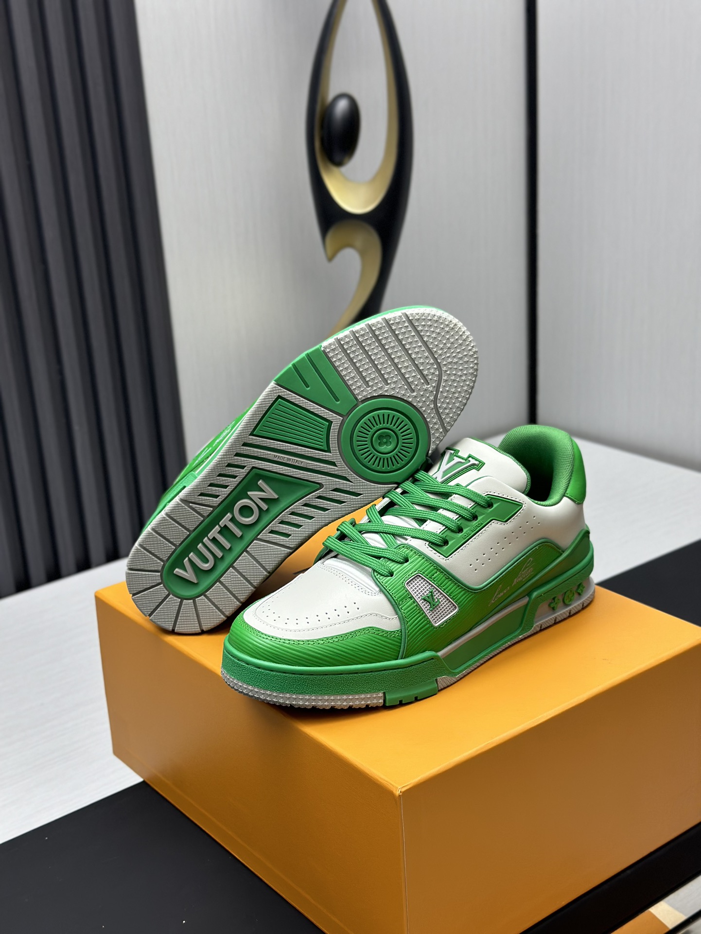 Louis Vuitton Sneakers