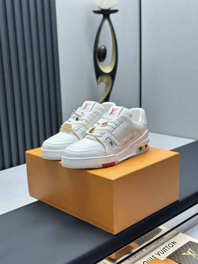 Louis Vuitton Sneakers