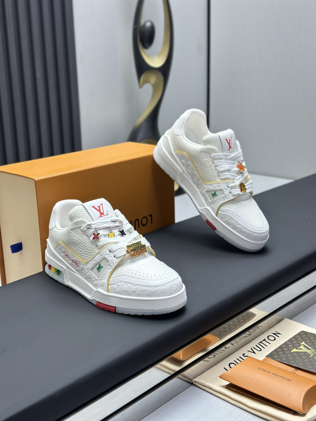 Louis Vuitton Sneakers
