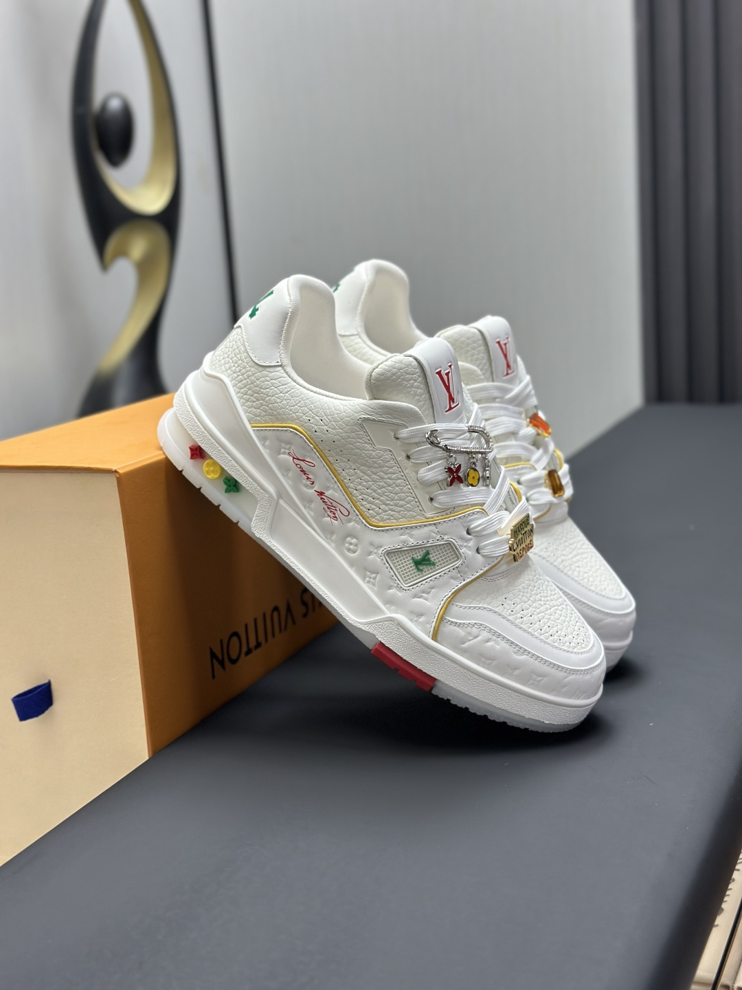 Louis Vuitton Sneakers