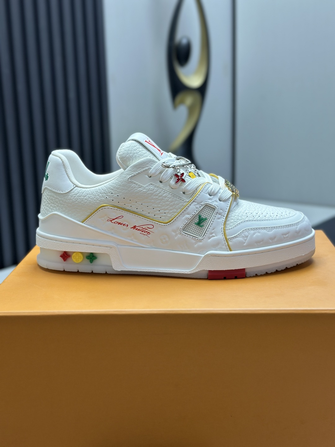 Louis Vuitton Sneakers