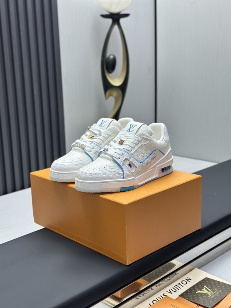 Louis Vuitton Sneakers
