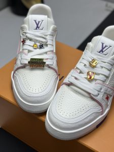 Louis Vuitton Sneakers