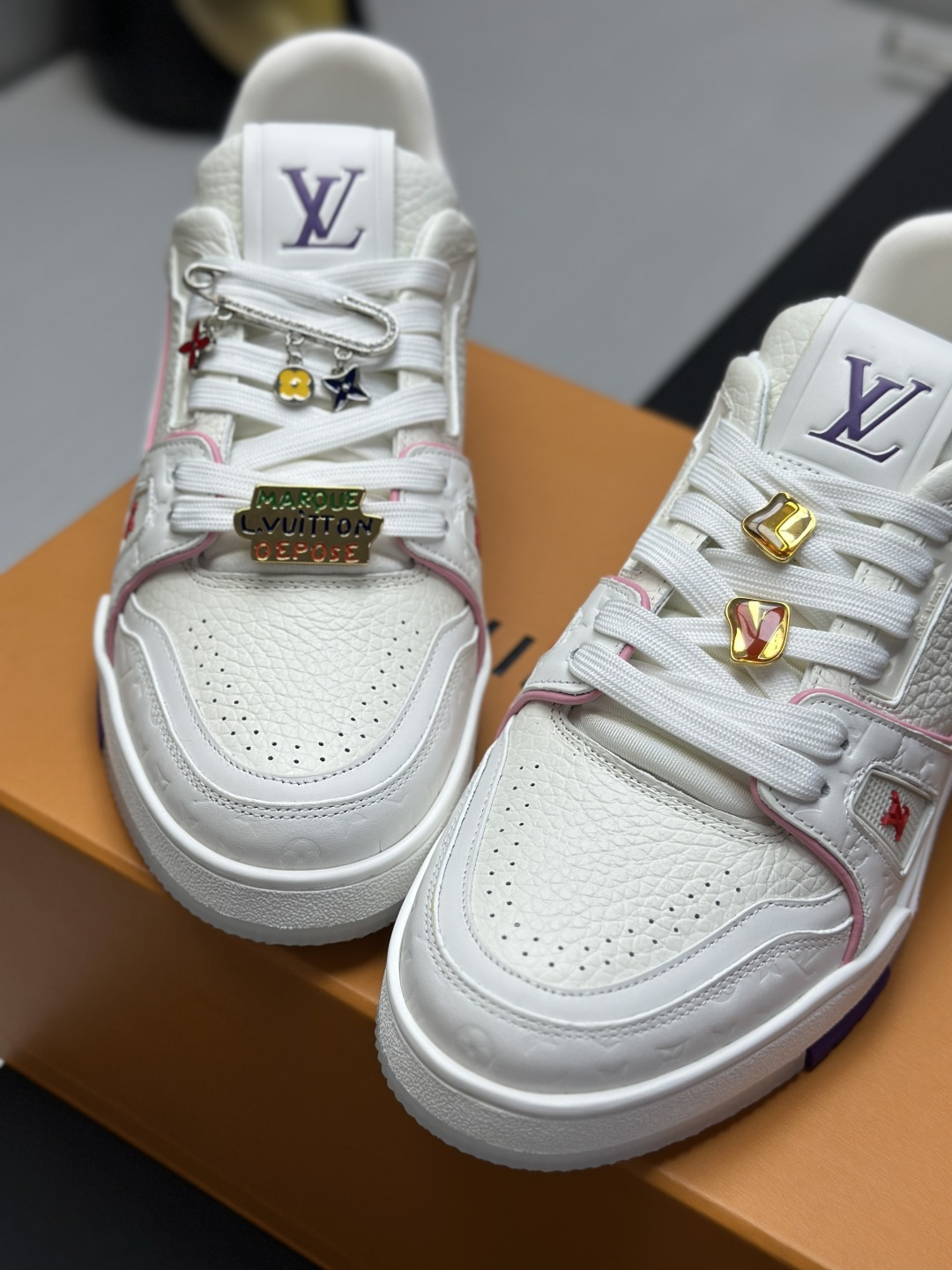 Louis Vuitton Sneakers