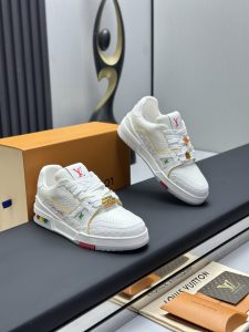 Louis Vuitton Sneakers