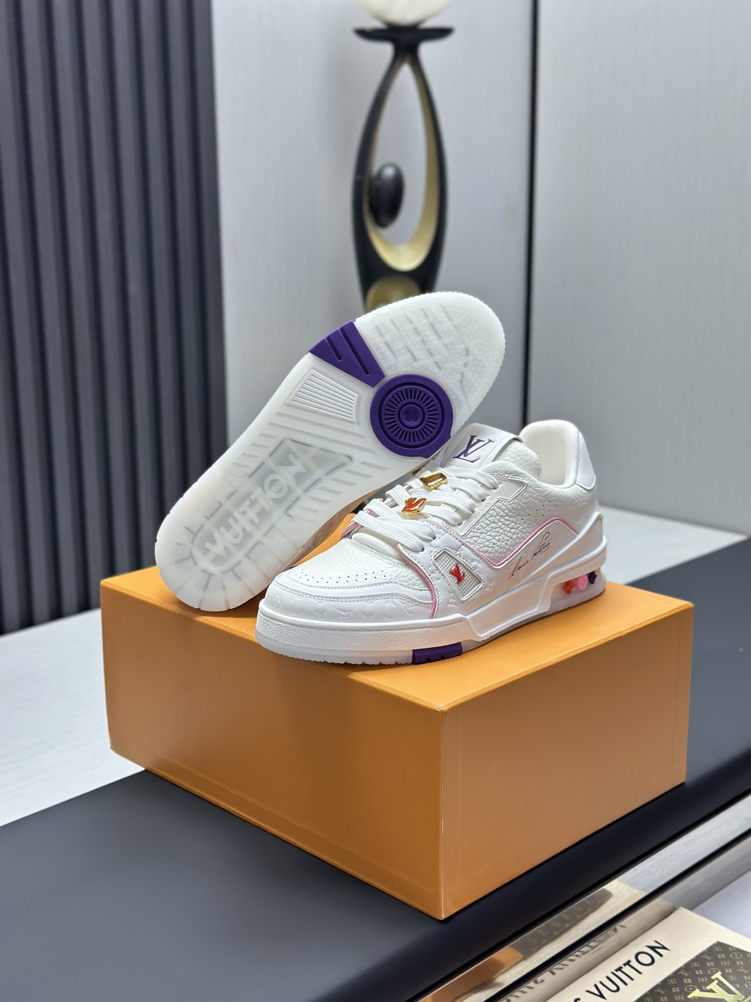 Louis Vuitton Sneakers