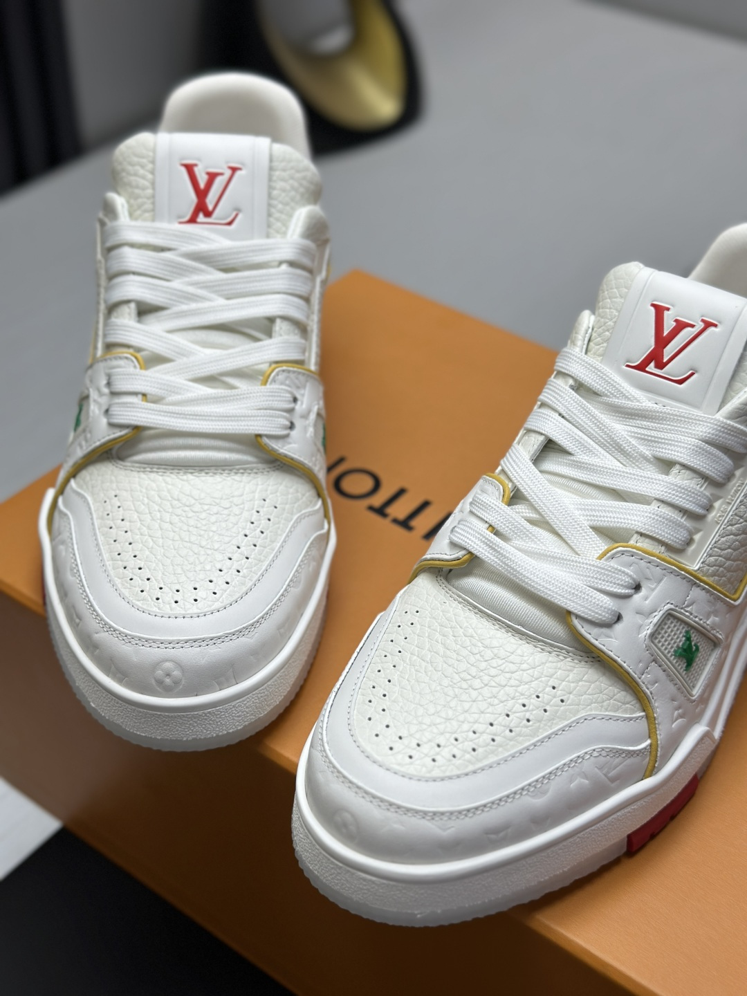 Louis Vuitton Sneakers