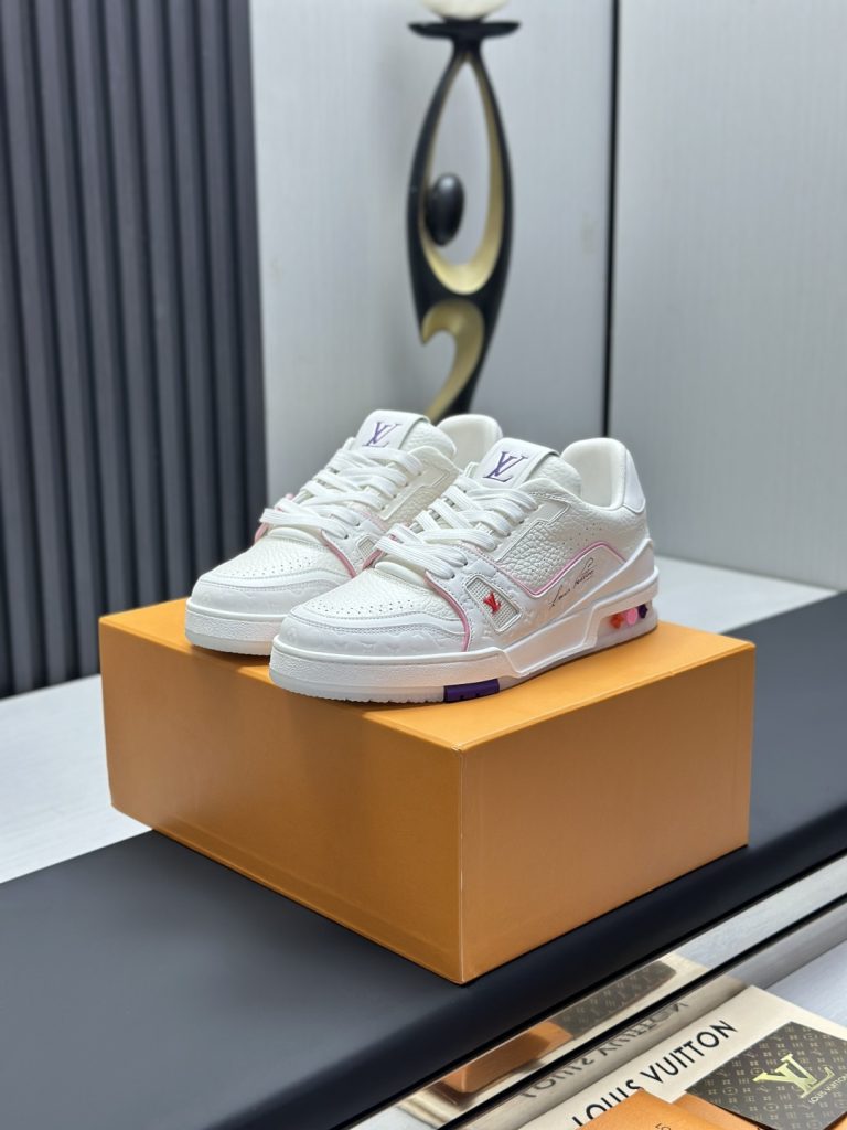 Louis Vuitton Sneakers