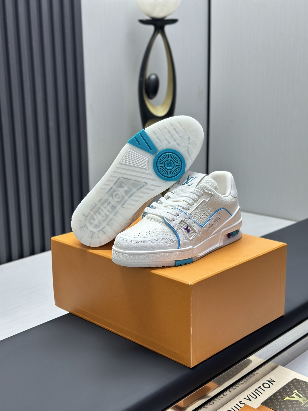 Louis Vuitton Sneakers