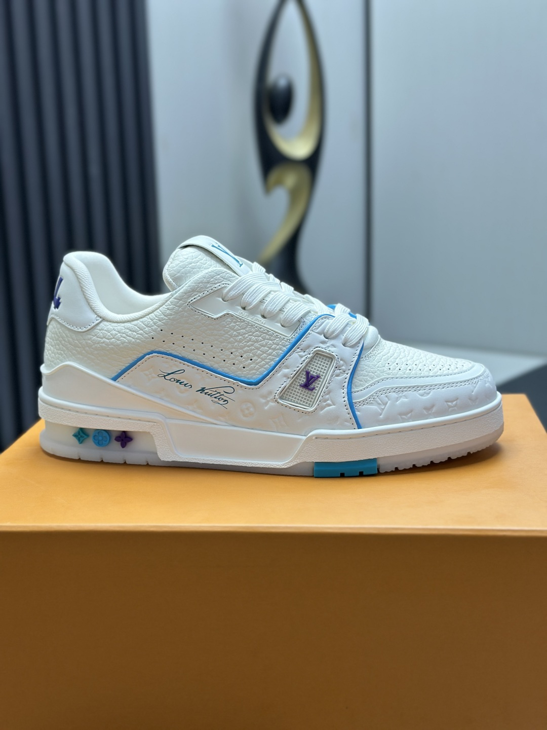 Louis Vuitton Sneakers