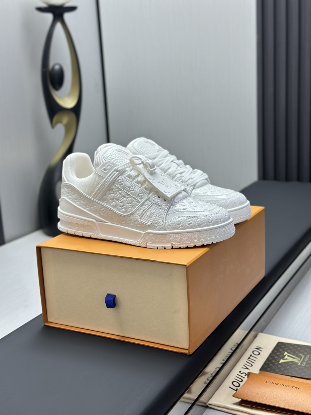 Louis Vuitton Sneakers