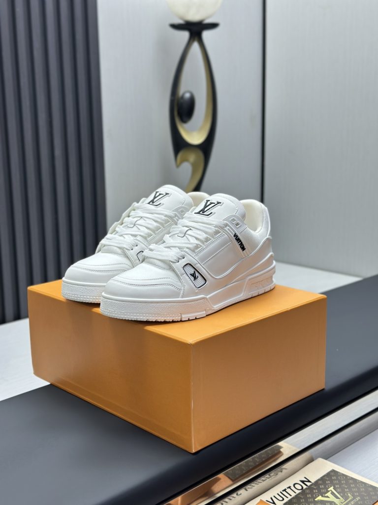 Louis Vuitton Sneakers