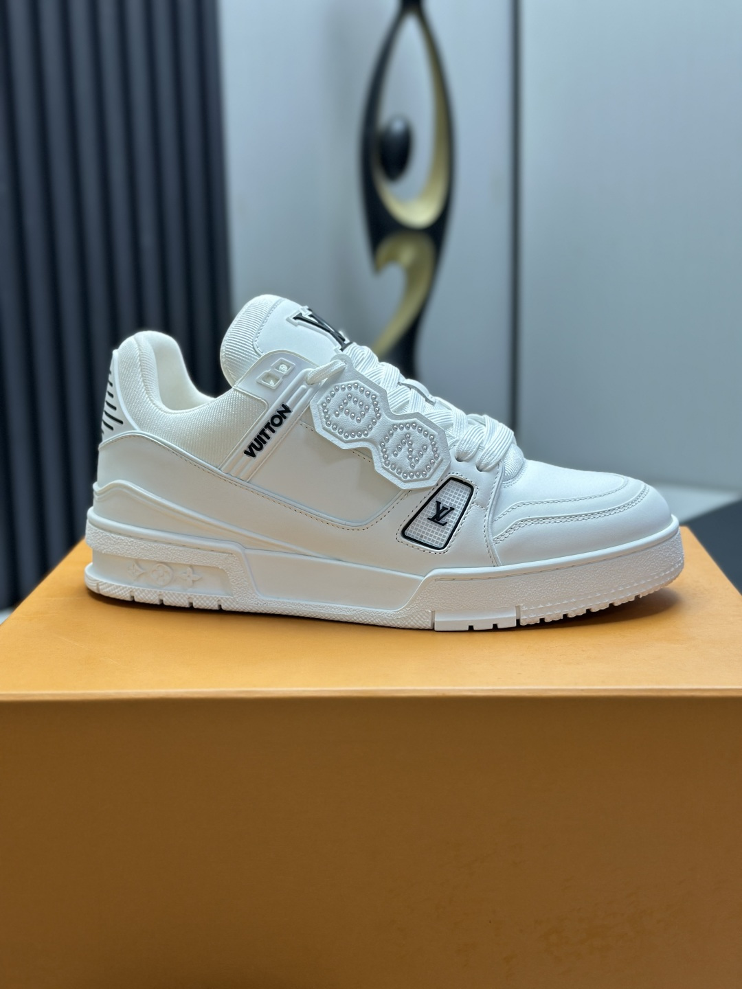 Louis Vuitton Sneakers