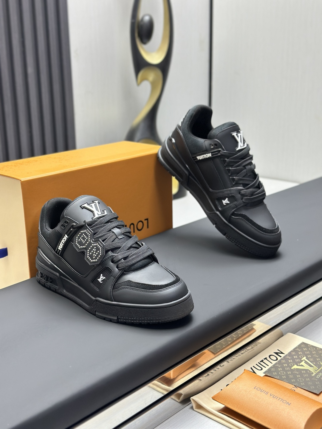 Louis Vuitton Sneakers