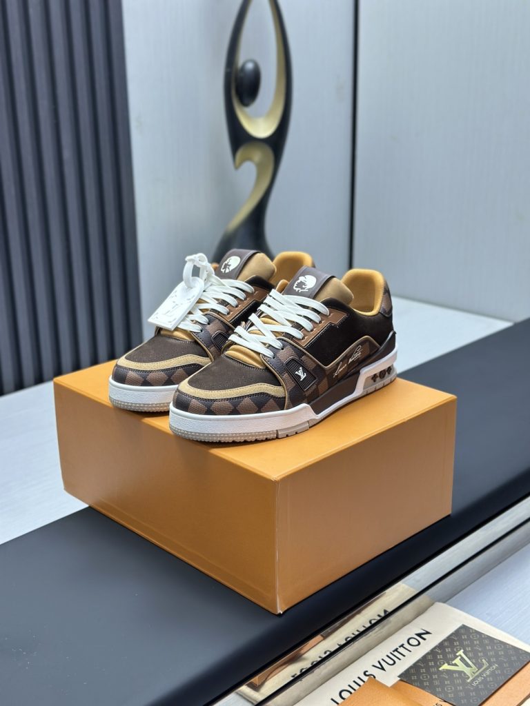 Louis Vuitton Sneakers