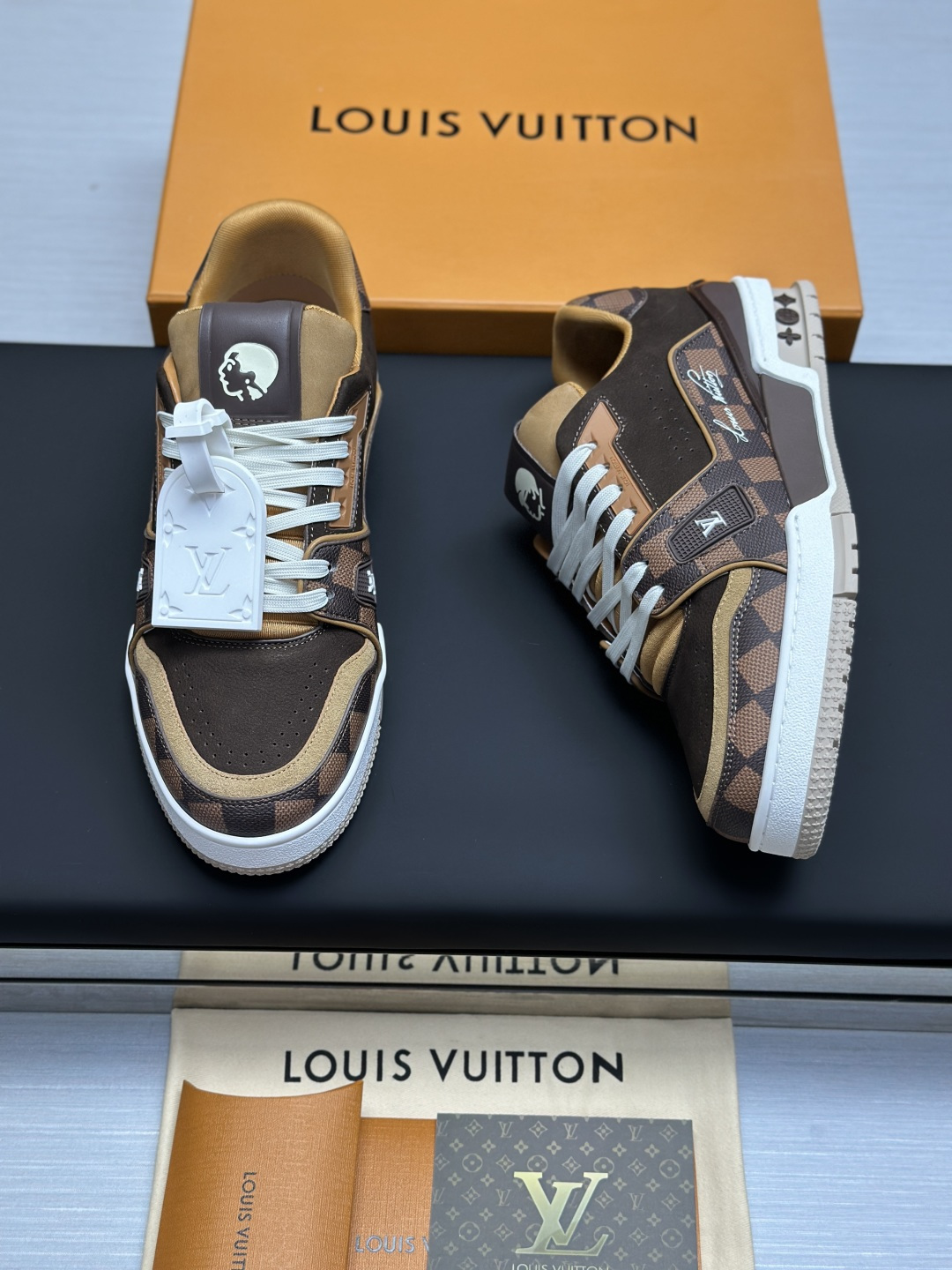 Louis Vuitton Sneakers