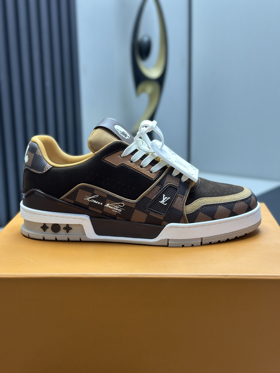 Louis Vuitton Sneakers