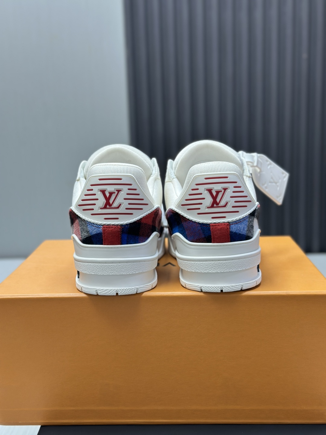 Louis Vuitton Sneakers