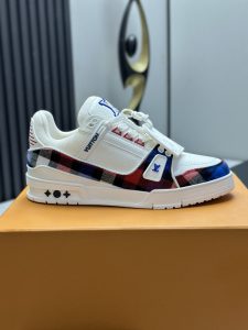 Louis Vuitton Sneakers