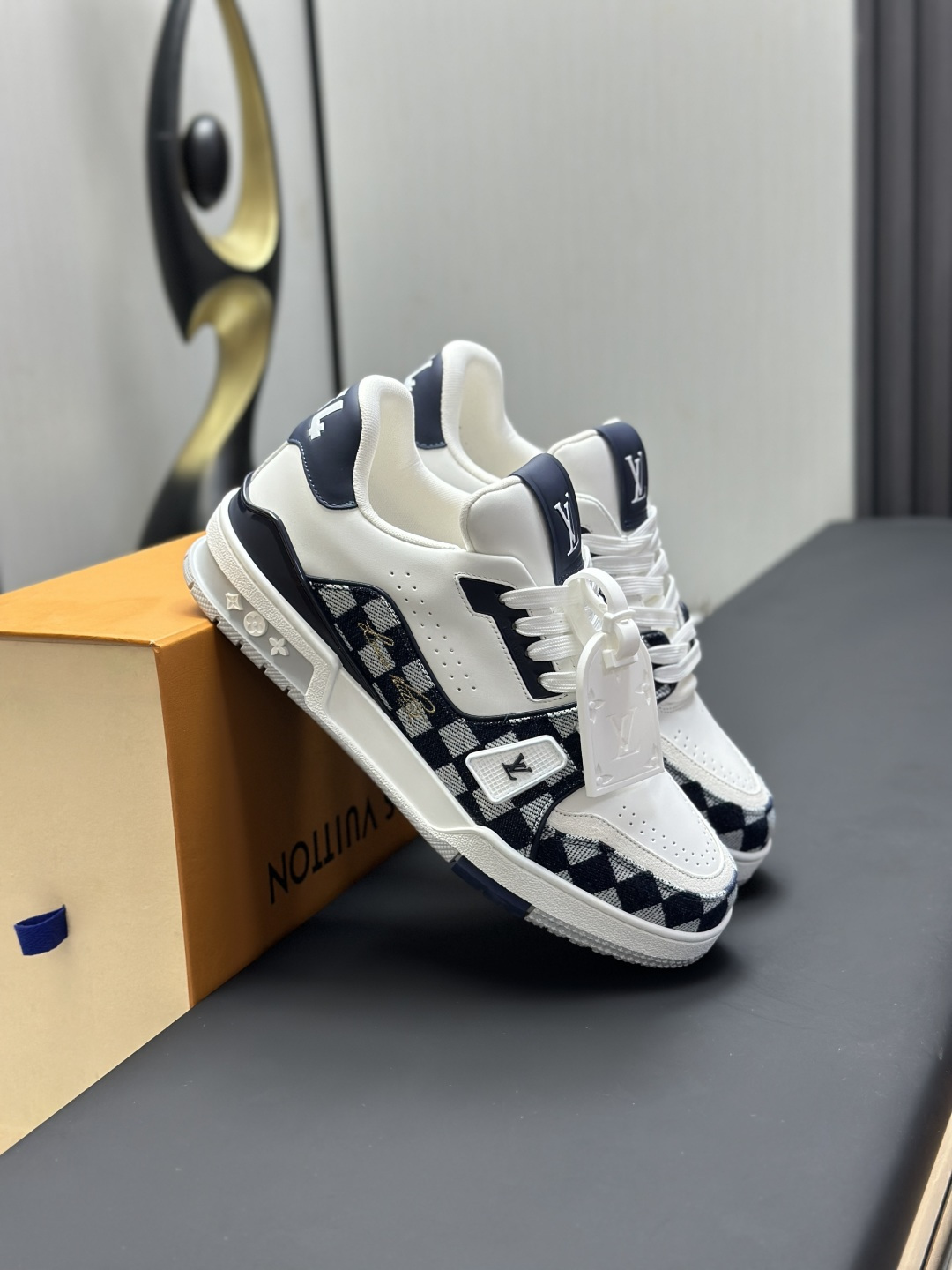 Louis Vuitton Sneakers