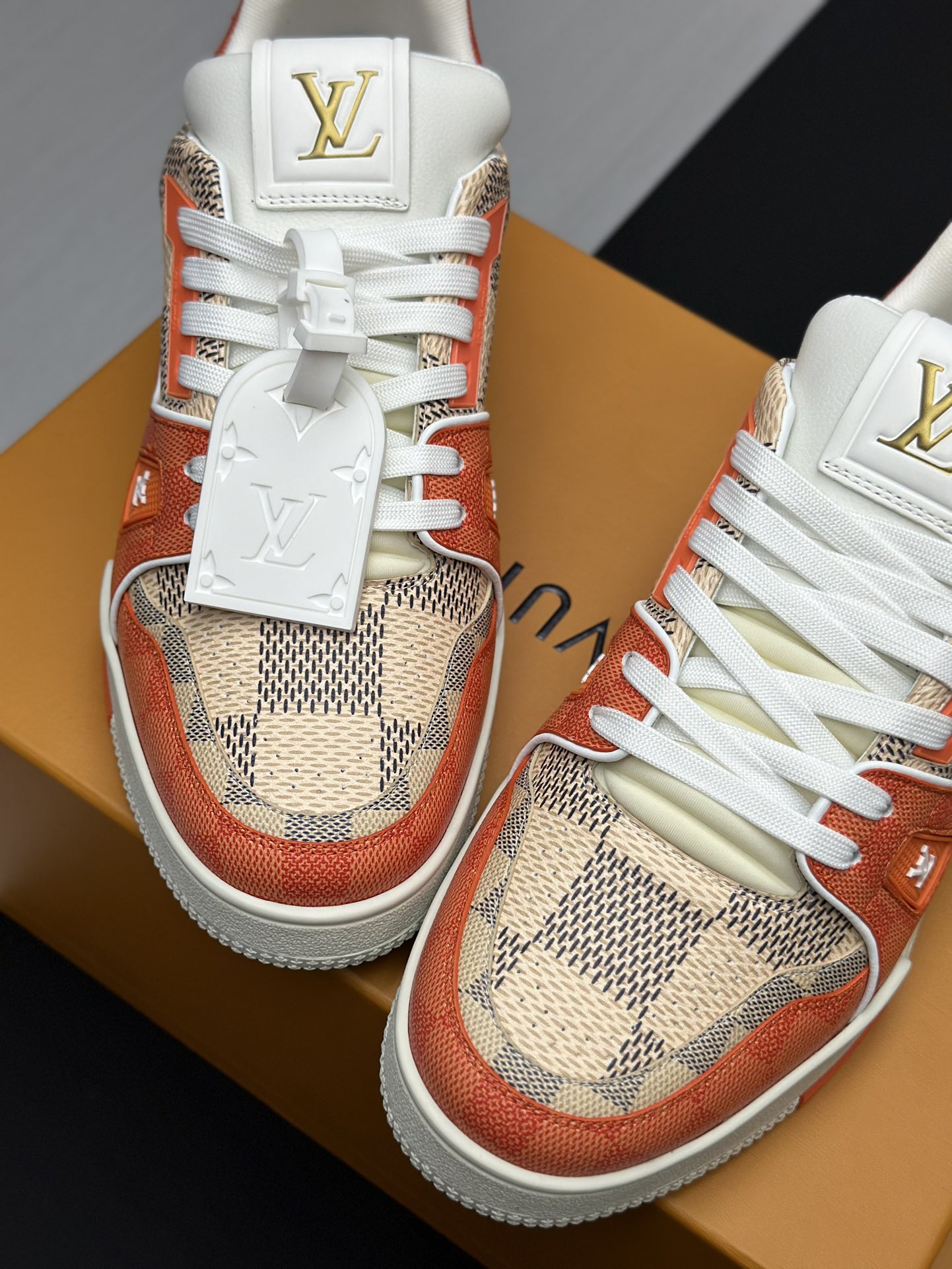 Louis Vuitton Sneakers