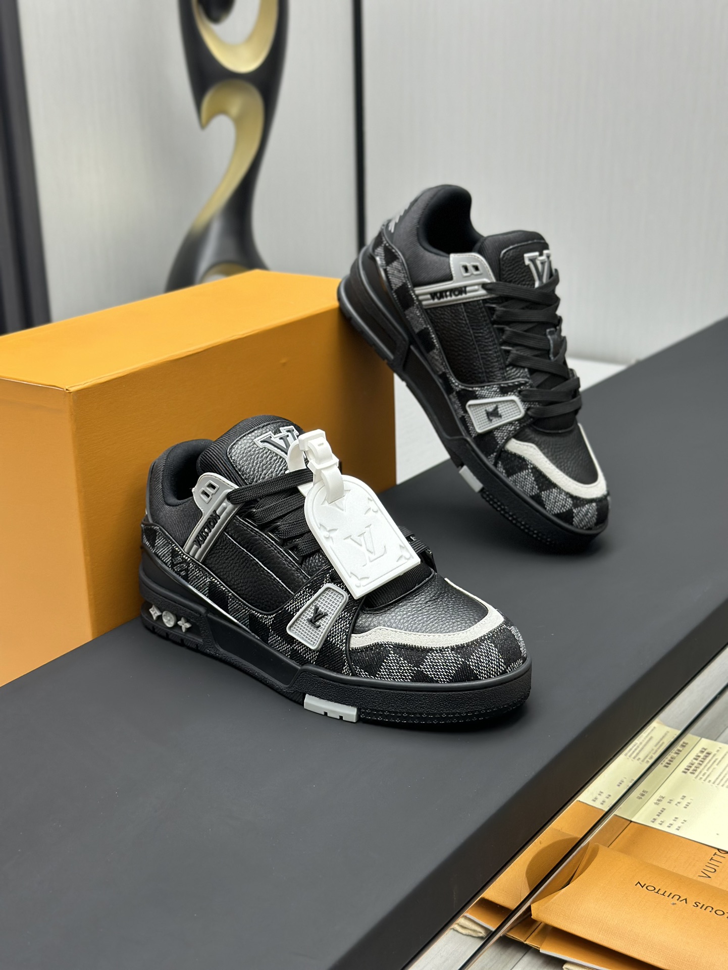 Louis Vuitton Sneakers