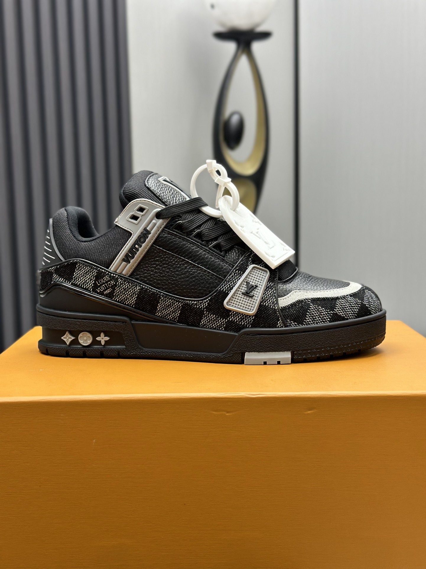 Louis Vuitton Sneakers