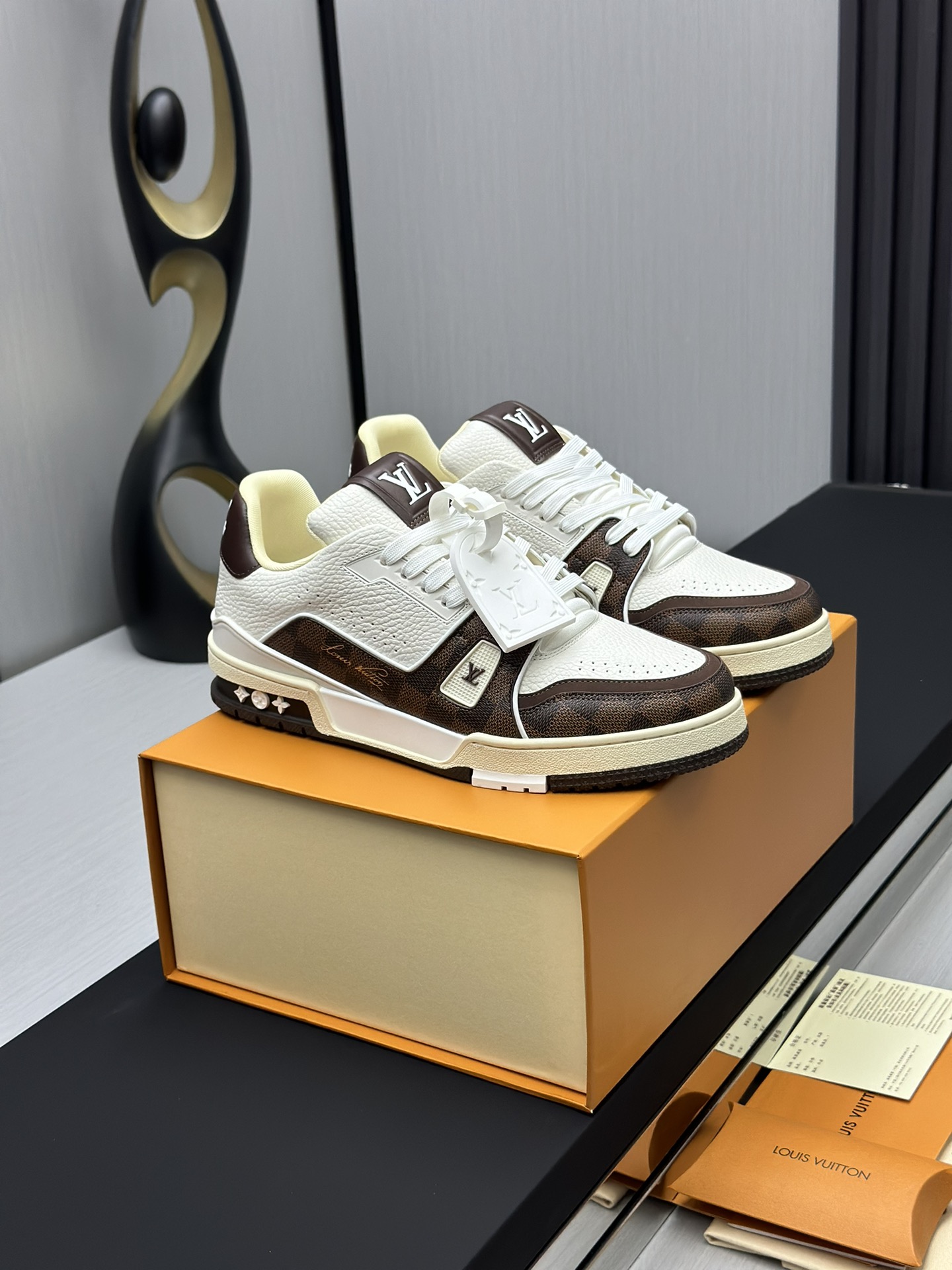 Louis Vuitton Sneakers