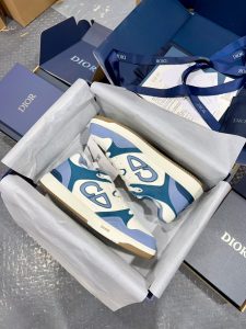 Dior Sneakers in White