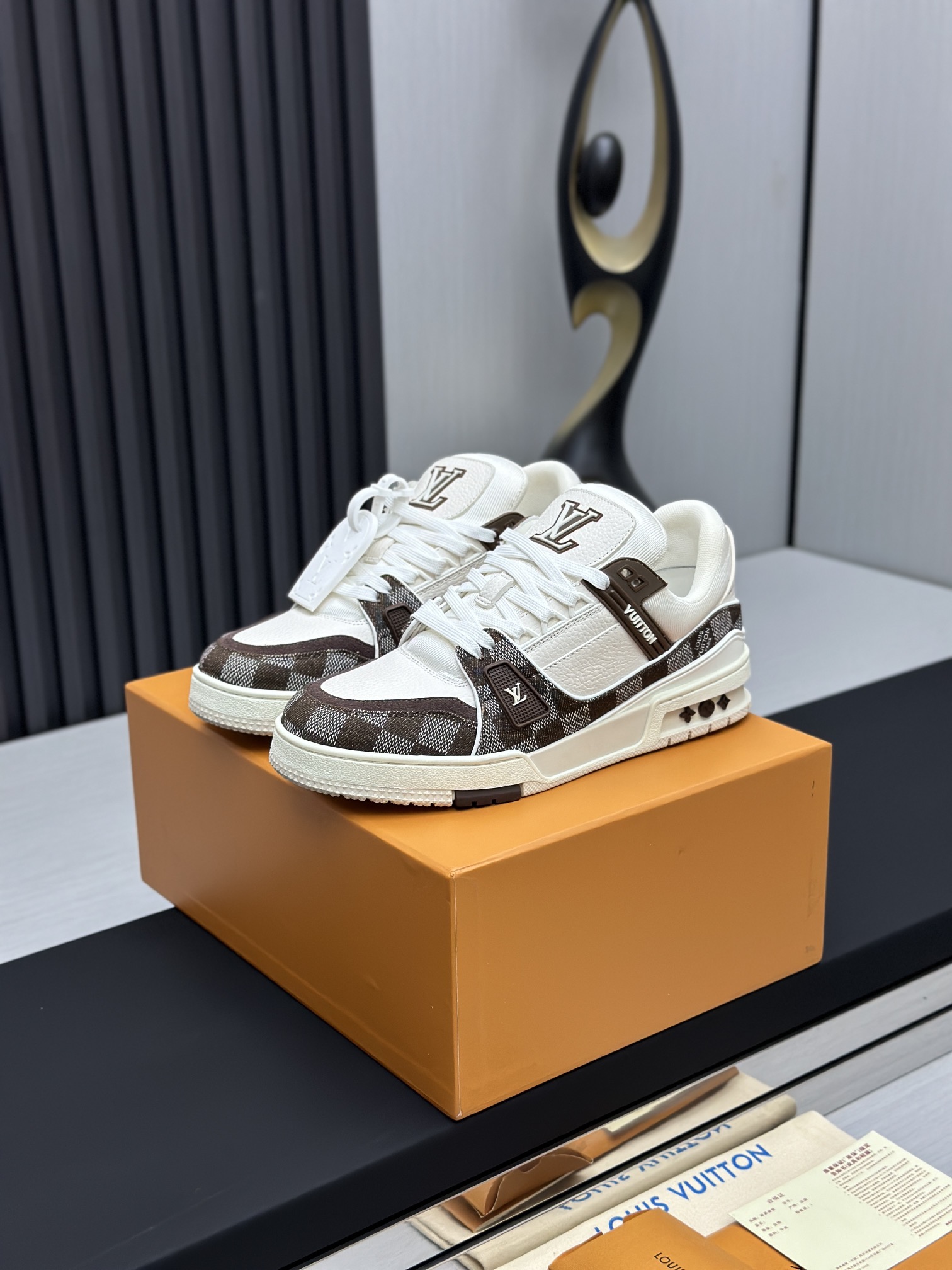 Louis Vuitton Sneakers