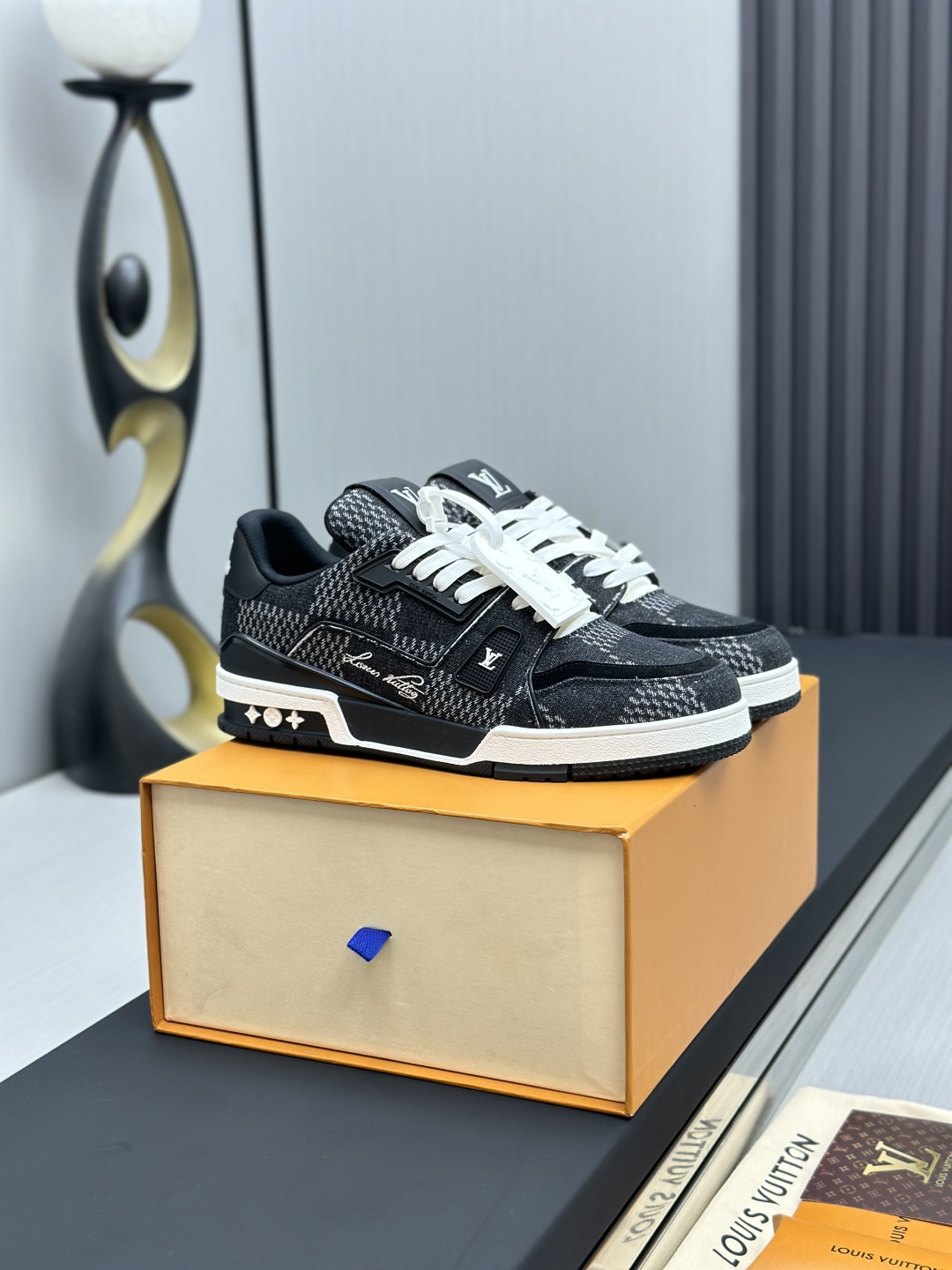 Louis Vuitton Sneakers