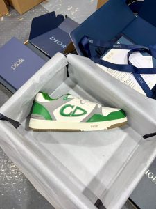 Dior Sneakers in White