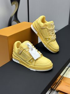 Louis Vuitton Sneakers