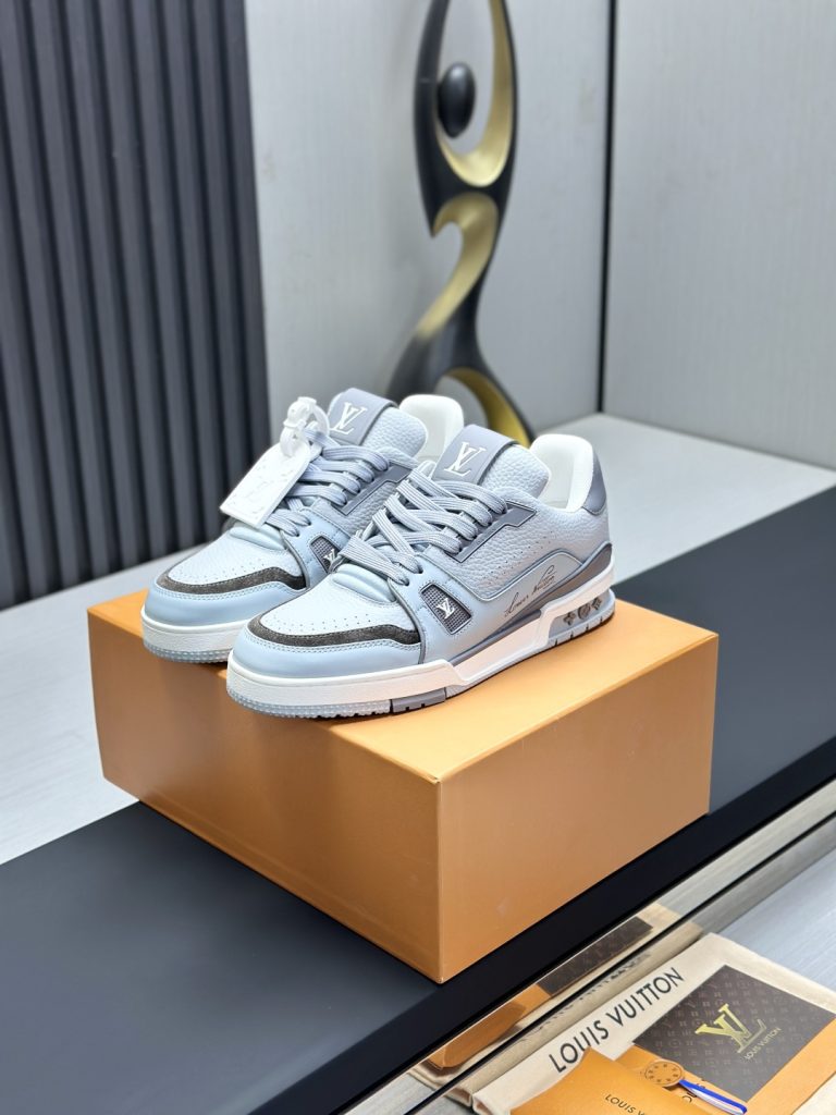 Louis Vuitton Sneakers