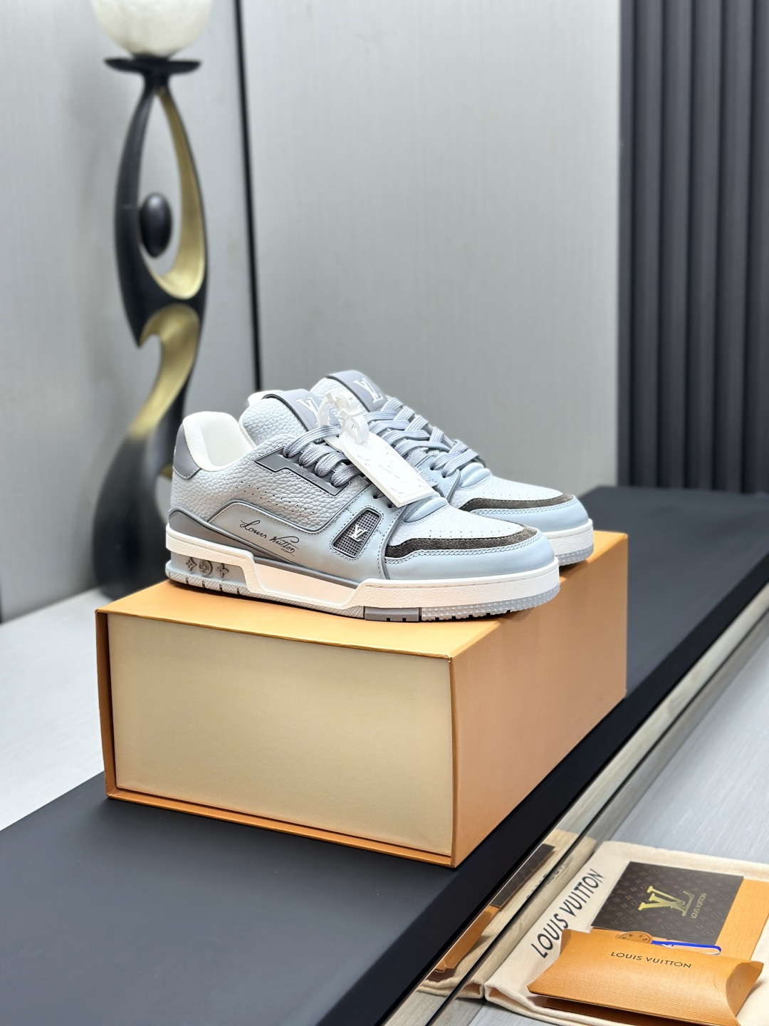 Louis Vuitton Sneakers