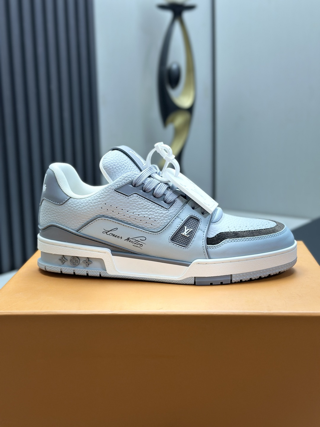 Louis Vuitton Sneakers