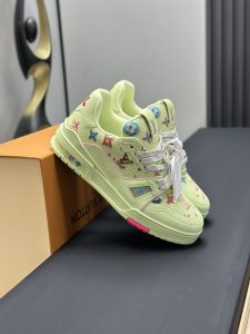 Louis Vuitton Sneakers