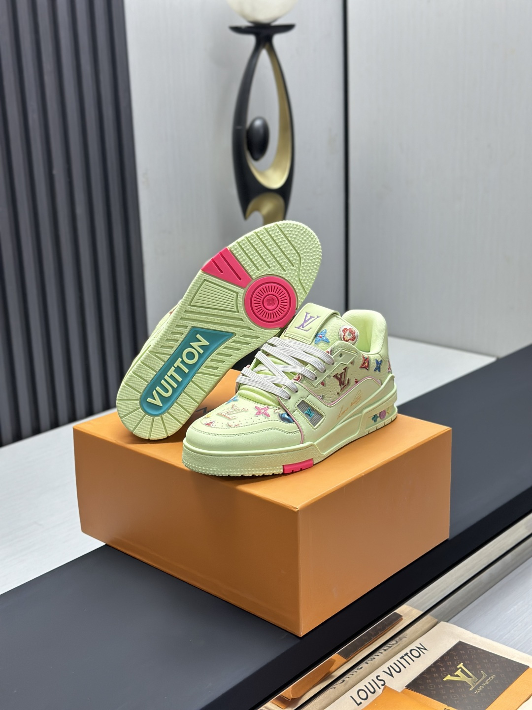 Louis Vuitton Sneakers