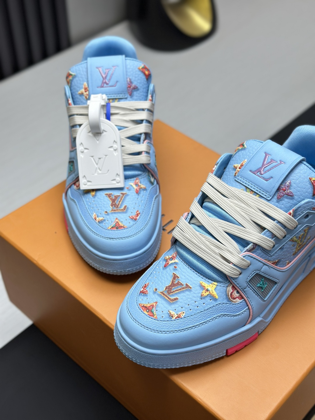 Louis Vuitton Sneakers