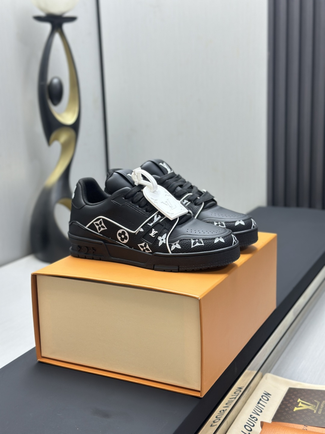 Louis Vuitton Sneakers