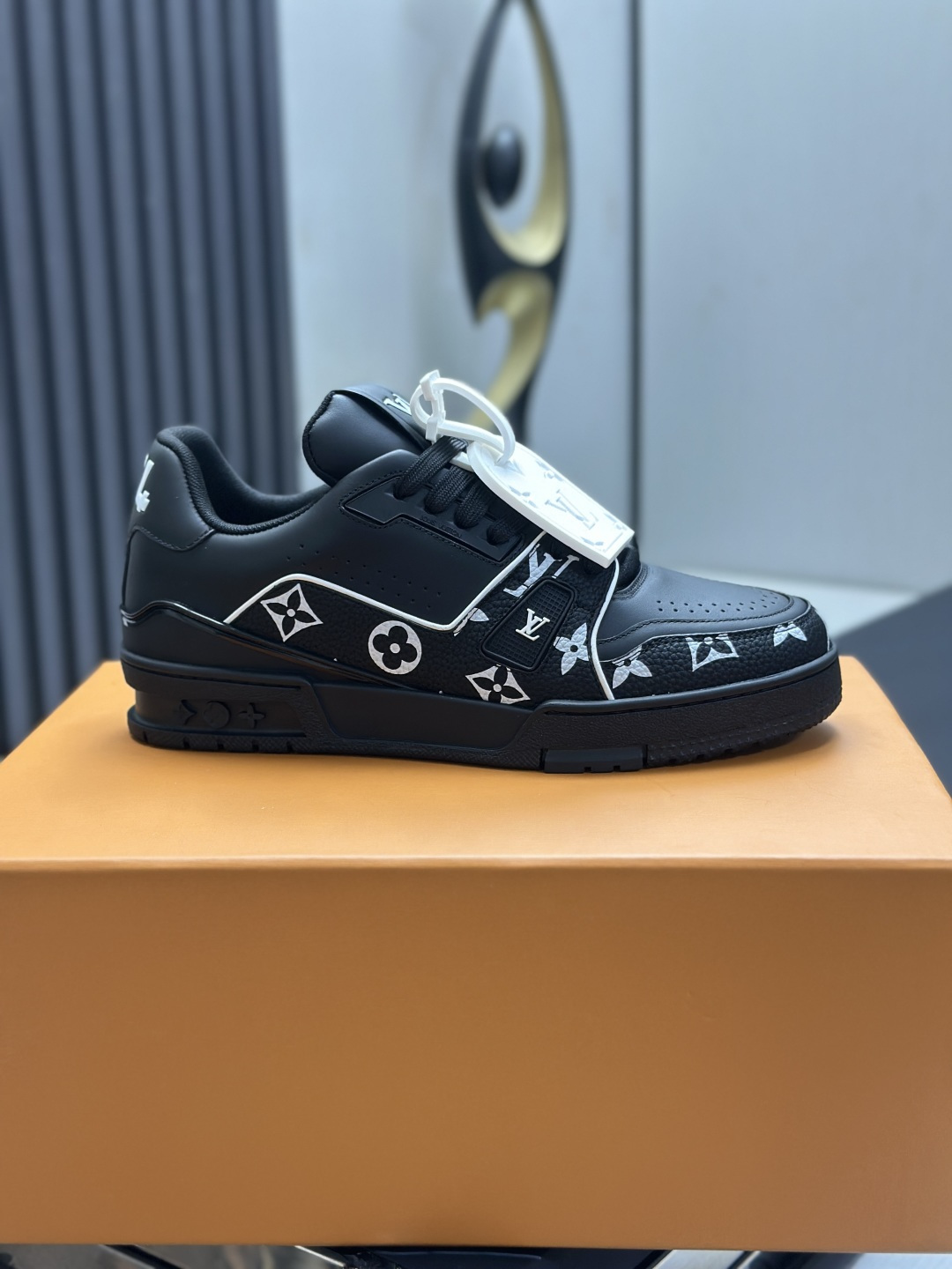 Louis Vuitton Sneakers