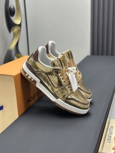 Louis Vuitton Sneakers