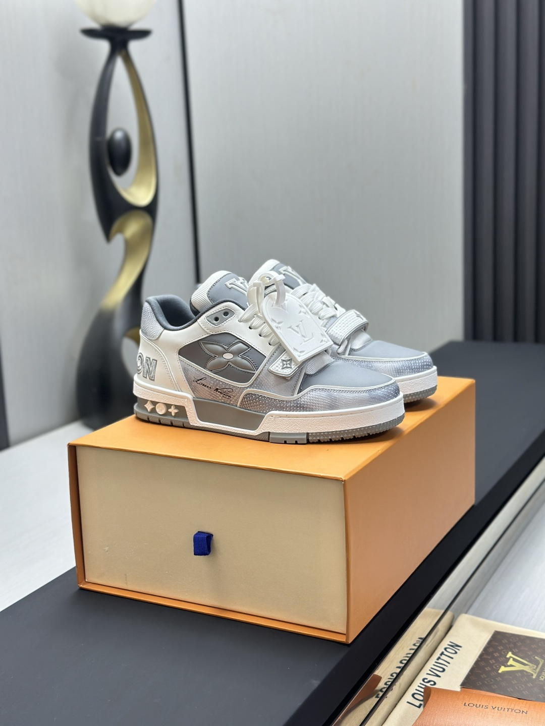 Louis Vuitton Sneakers