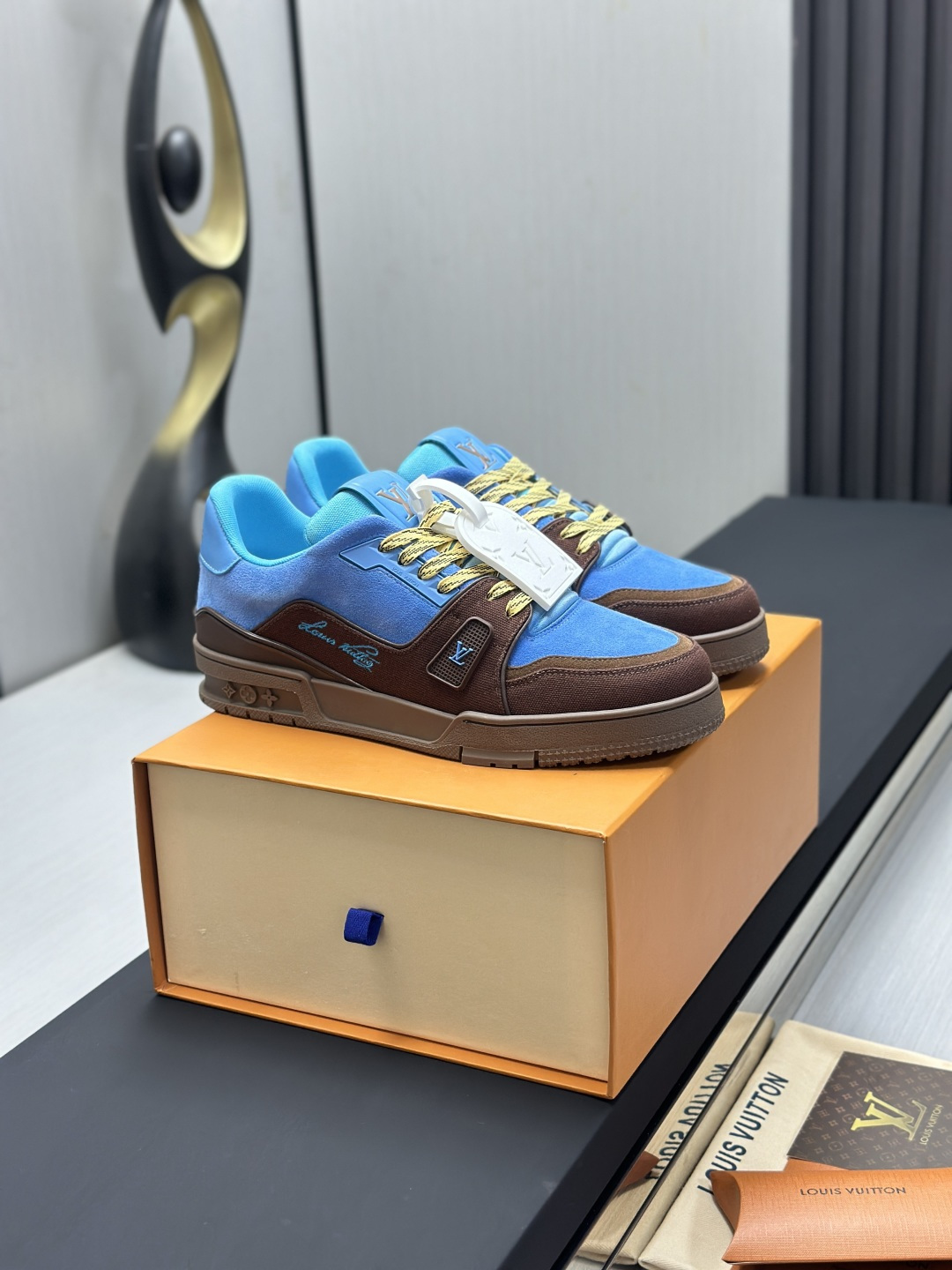 Louis Vuitton Sneakers