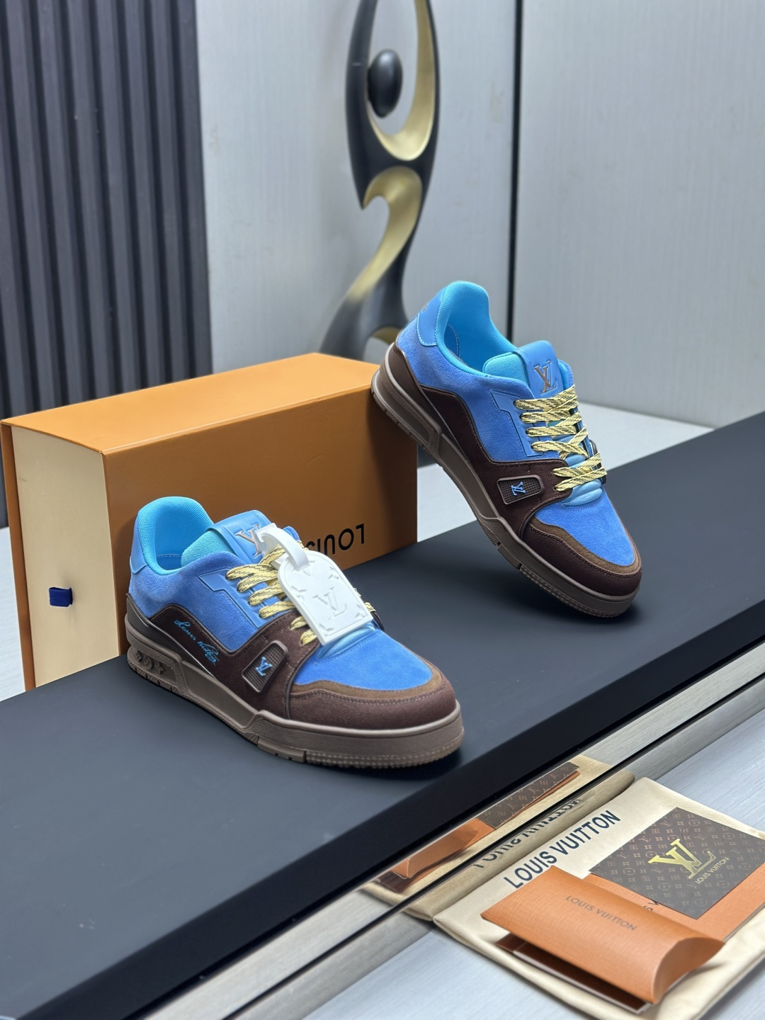 Louis Vuitton Sneakers