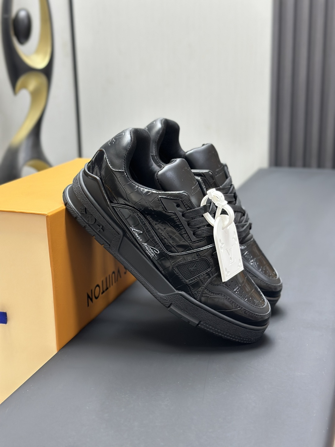 Louis Vuitton Sneakers