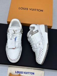 Louis Vuitton Sneakers