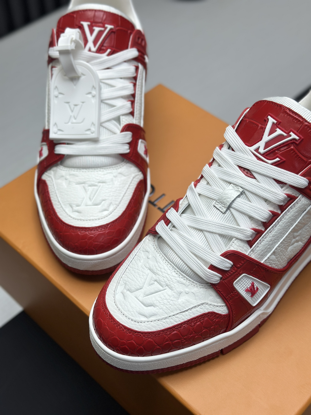 Louis Vuitton Sneakers