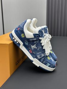 Louis Vuitton Sneakers