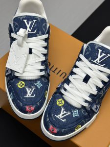 Louis Vuitton Sneakers